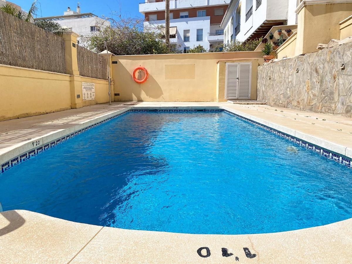 Triton Apartments Casasol Nerja Exteriör bild